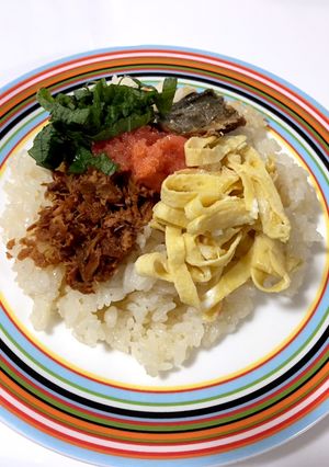 黒酢酢飯が美味しい！！常備食で彩り寿司-レシピのメイン写真