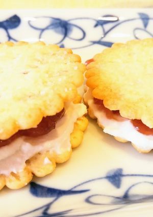 水切りヨーグルトのクッキーサンド-レシピのメイン写真