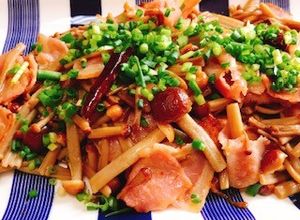 ブラウンえのきとベーコンのバター醬油炒め-レシピのメイン写真