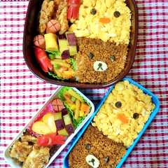 รูปของ 簡単キャラ弁☆リラックマとキイロイトリ