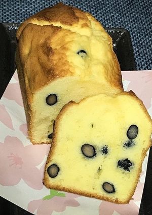 黒豆入り白あんケーキ-レシピのメイン写真