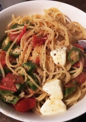 トマトオクラ、モッツァレラチーズのパスタ-レシピのメイン写真