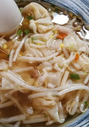 マルちゃん食べるワンタンスープで一人鍋風-レシピのメイン写真