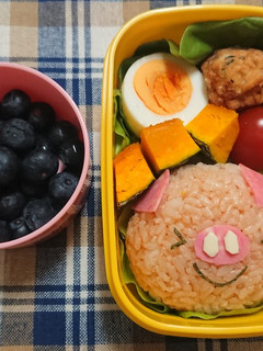 キャラ弁♥️ぶた-レシピのメイン写真