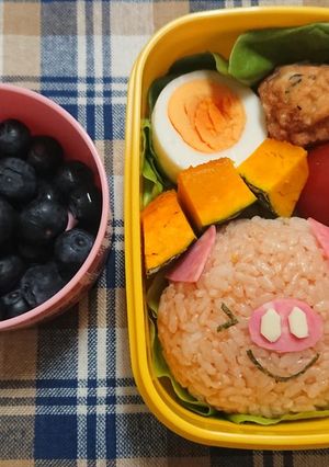 キャラ弁♥️ぶた-レシピのメイン写真