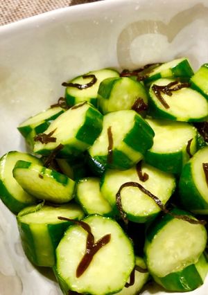 ☆切ってもむだけ！きゅうりの塩昆布和え♪-レシピのメイン写真