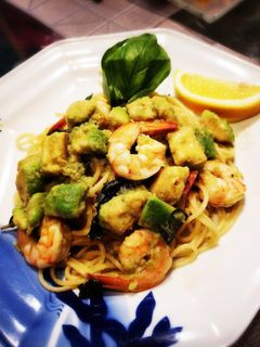 海老とアボカドとバジルのパスタ-レシピのメイン写真