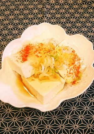 ネギに熱々の油をジュッ!とかけた冷奴-レシピのメイン写真