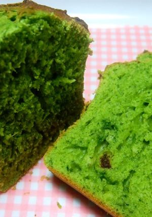 春の香りたっぷり　よもぎケーキ-レシピのメイン写真