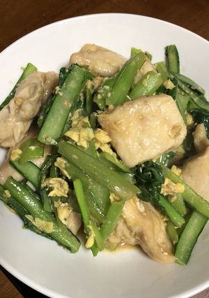 節約！ムネ肉と小松菜のオイスターソース炒-レシピのメイン写真