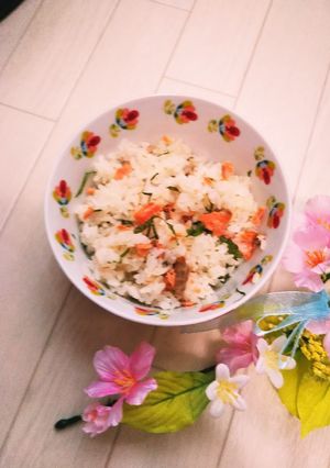 お弁当にも☆シソと鮭のあえるだけ混ぜご飯-レシピのメイン写真