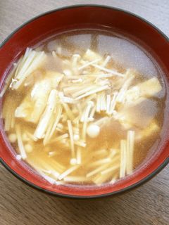 エノキと油揚げの味噌汁-レシピのメイン写真