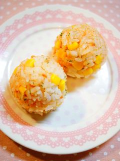 ✿鮭&コーンおにぎり✿-レシピのメイン写真