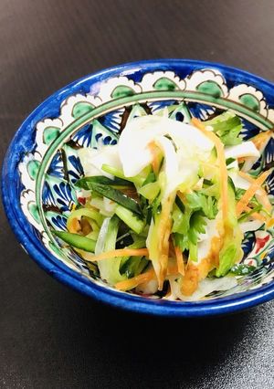 パクチーと野菜のチリソース和えサラダ-レシピのメイン写真