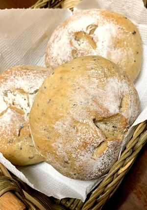 お豆腐黒豆パン-レシピのメイン写真