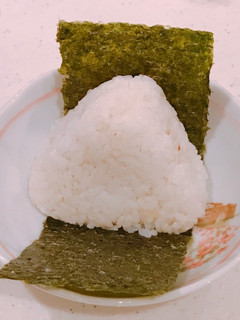 C級グルメ、揚げパン粉のカスでおにぎり!-レシピのメイン写真