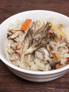 きのこの炊き込みご飯-レシピのメイン写真