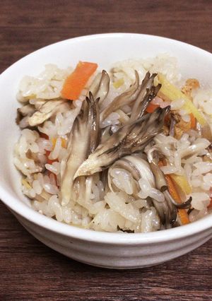 きのこの炊き込みご飯-レシピのメイン写真