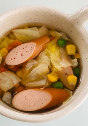 キャベツとウィンナーのコンソメスープ-レシピのメイン写真