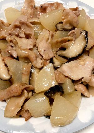 大根と豚バラ肉の炒め煮-レシピのメイン写真