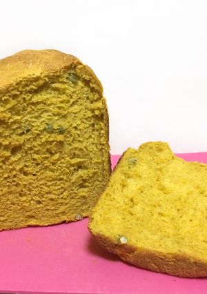 HBで黄色がきれいなカボチャパン-レシピのメイン写真