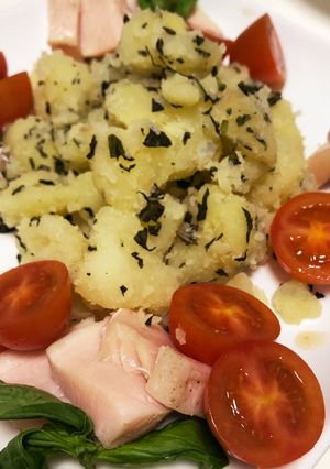 バジルポテトサラダ 鶏ハム添え-レシピのメイン写真