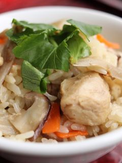 鶏ごぼうの炊き込みご飯【あごだし】-レシピのメイン写真