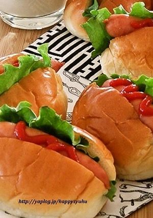 シャウエッセンのロールパンサンド-レシピのメイン写真
