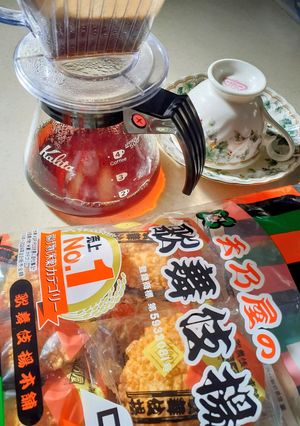 娘推し！コーヒーのおともに♪歌舞伎揚-レシピのメイン写真