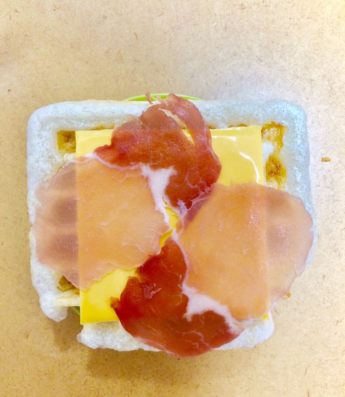 生ハムチーズのお醤油モッフル-レシピのメイン写真