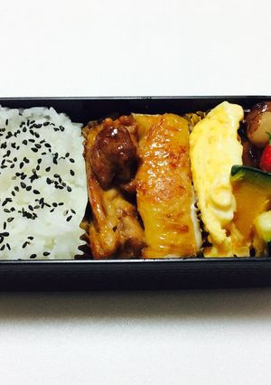 127、照焼きチキンとチーズ卵焼き弁当♡-レシピのメイン写真