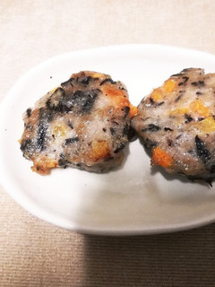 【離乳食後期】ひじき入り豆腐ハンバーグ-レシピのメイン写真
