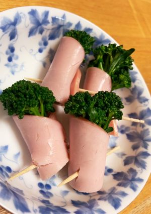 お弁当の彩りUP☆ブロッコリーのハム巻き-レシピのメイン写真