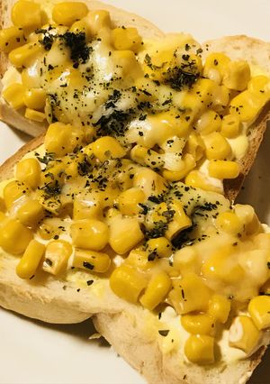 シンプル☆マヨコーントーストバジル風味-レシピのメイン写真