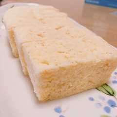 รูปของ レンジで簡単！おからきな粉蒸しパン