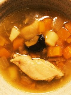 とり手羽先とありもので!参鶏湯風スープ♫-レシピのメイン写真