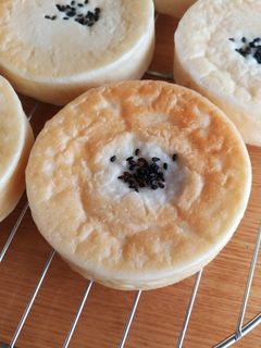 いちご餡とクリームチーズのパン-レシピのメイン写真