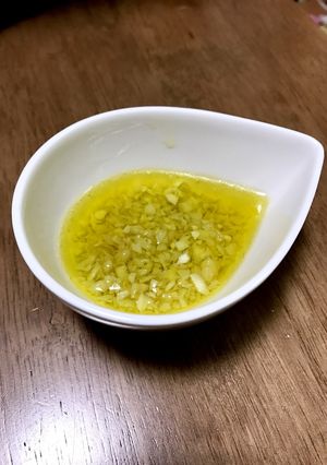 血圧が気になる方へ食べるニンニクオイル-レシピのメイン写真