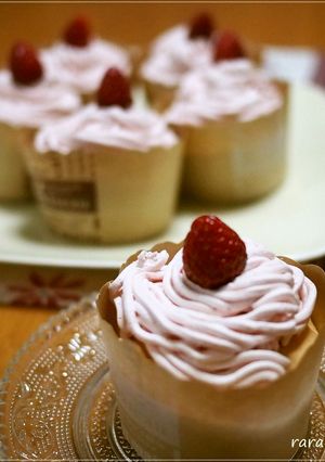 生クリーム入りシフォンde苺のモンブラン-レシピのメイン写真