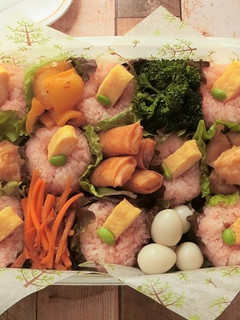 おにぎりカップの行楽弁当-レシピのメイン写真