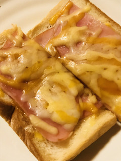 Wハムのはちみつ&チーズトースト-レシピのメイン写真