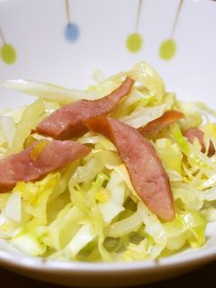 レンチンで!キャベツとソーセージ蒸し♪-レシピのメイン写真