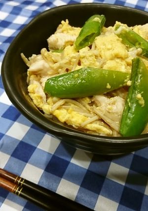 春野菜を食べよう！スナップエンドウ親子丼-レシピのメイン写真