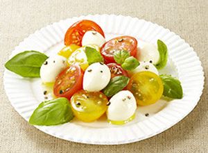 チェリーモッツァレラとミニトマトのサラダ-レシピのメイン写真