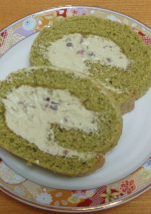 抹茶ロールケーキin抹茶あずきクリーム-レシピのメイン写真