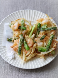 お弁当に!アスパラガスとえびのかき揚げ-レシピのメイン写真