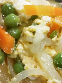 玉ねぎとえんどう豆の卵とじ-レシピのメイン写真