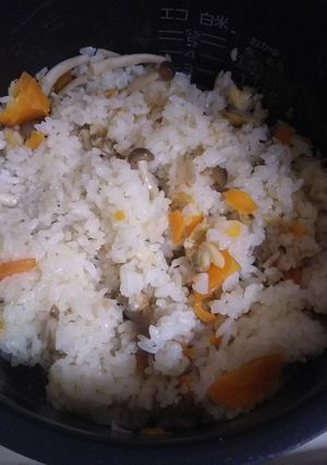 しめじとあさりの炊き込みご飯-レシピのメイン写真