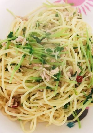豆苗とツナのペペロンチーノ-レシピのメイン写真