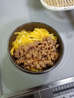 そぼろご飯(錦糸玉子)-レシピのメイン写真